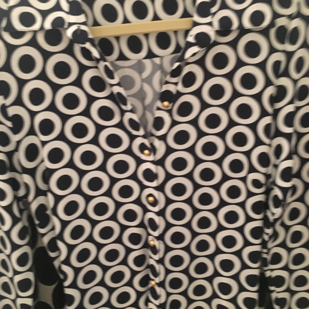 Top - Picture 5 of 8